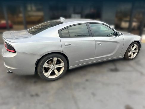 Used 2016 Dodge Charger R/T image 5