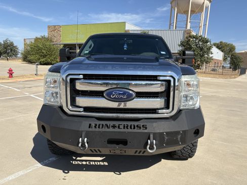 Used 2016 Ford F250 XLT w/ XLT Value Package image 9