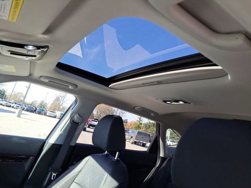 Used 2023 Kia Seltos EX image 6