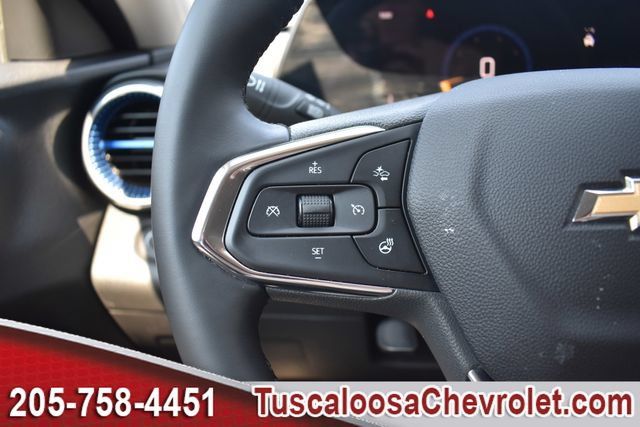 Used 2025 Chevrolet Trax LT w/ Driver Confidence Package FWD image 27