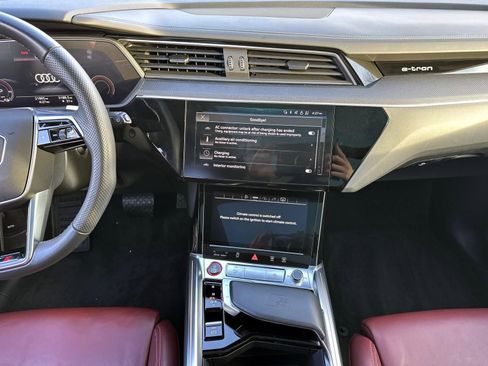 Used 2023 Audi e-tron S Premium Plus w/ Black Optic Package image 30