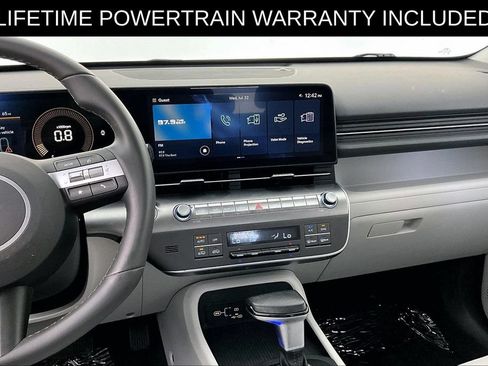 Used 2024 Hyundai Kona SEL FWD image 8