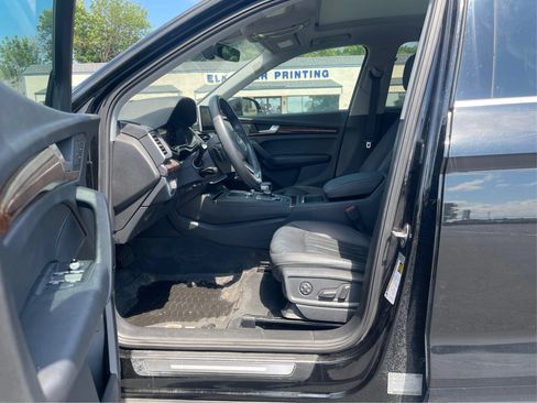 Used 2018 Audi Q5 2.0T Premium Plus w/ Premium Plus Package AWD/4WD image 9