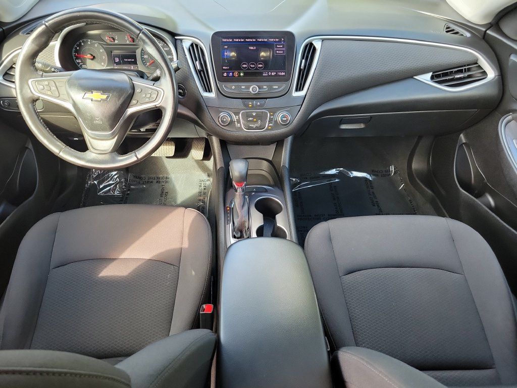 Used 2022 Chevrolet Malibu RS FWD image 16