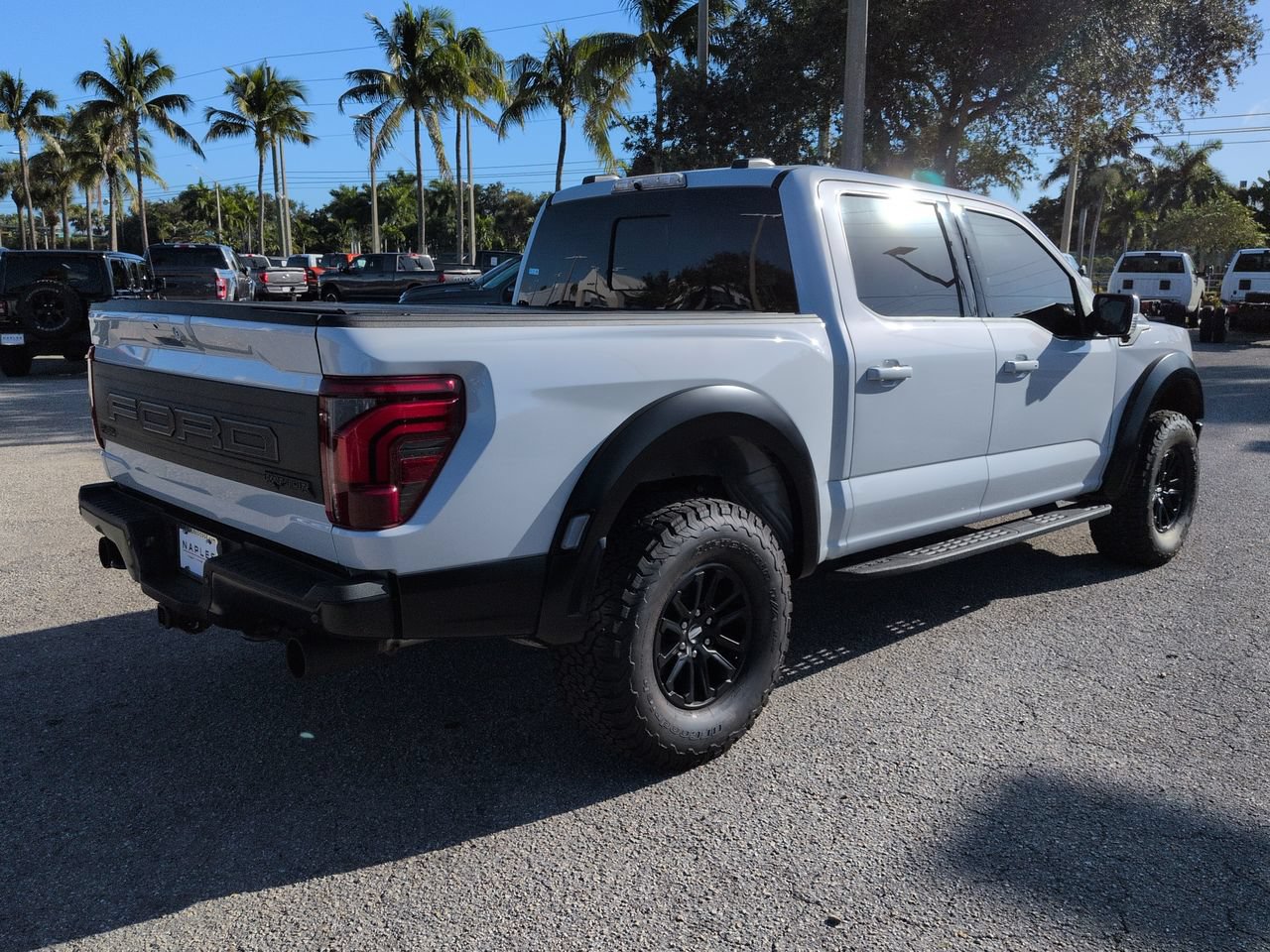 Used 2025 Ford F150 Raptor AWD/4WD image 5