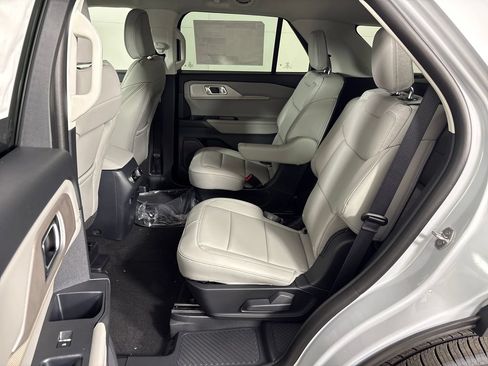 New 2026 Ford Explorer Active w/ Active Comfort Package RWD image 23