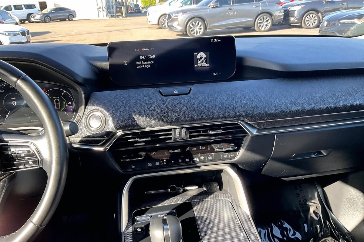 Used 2024 MAZDA CX-90 Plug-In Hybrid w/ Preferred AWD/4WD image 6
