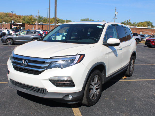 Used 2017 Honda Pilot EX-L image 2