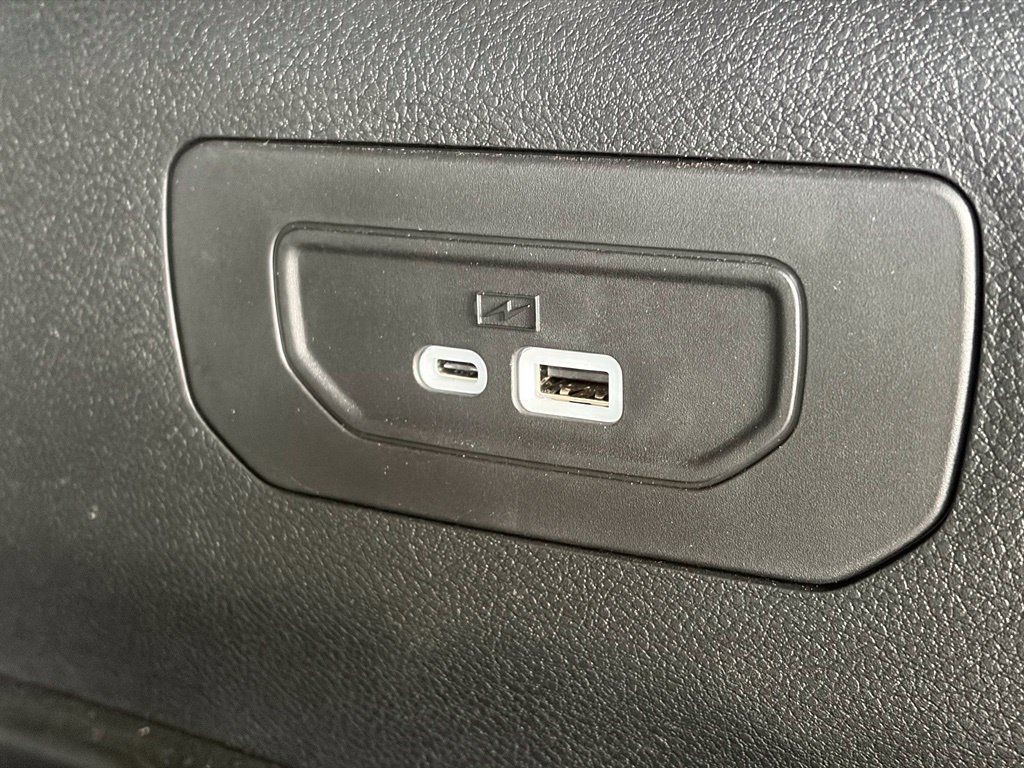 Used 2023 Jeep Grand Cherokee L Laredo AWD/4WD image 12