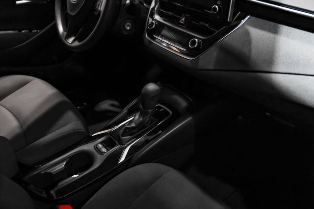 Used 2021 Toyota Corolla LE w/ Carpet Mat Package (TMS) FWD image 23