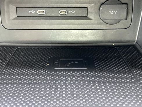 Used 2022 Volkswagen Atlas SE w/ Panoramic Sunroof Package image 23