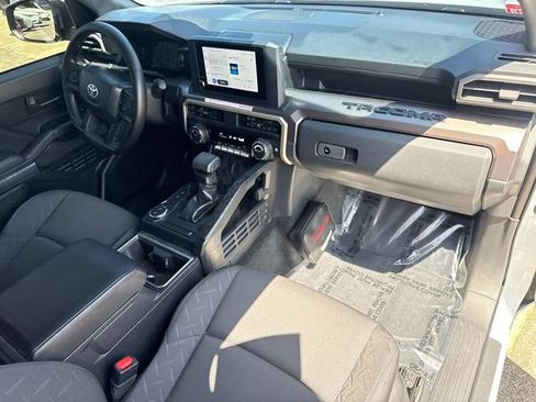 Used 2024 Toyota Tacoma SR5 RWD image 17