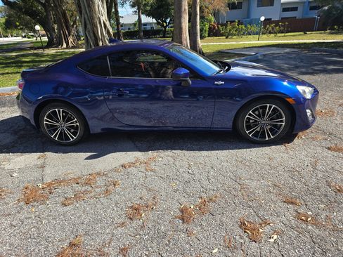 Used 2016 Scion FR-S Coupe 2D image 4