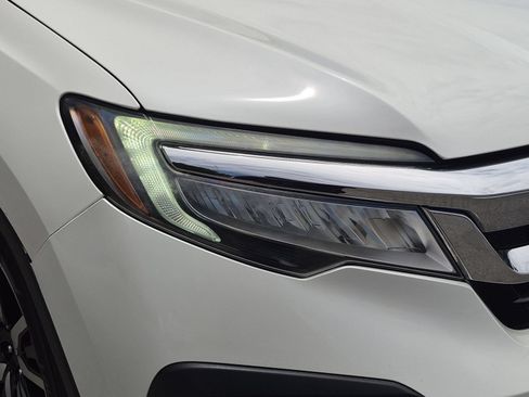 Used 2019 Honda Pilot Touring image 10