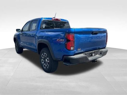 Used 2023 Chevrolet Colorado Z71 w/ Z71 Convenience Package 2 AWD/4WD image 5