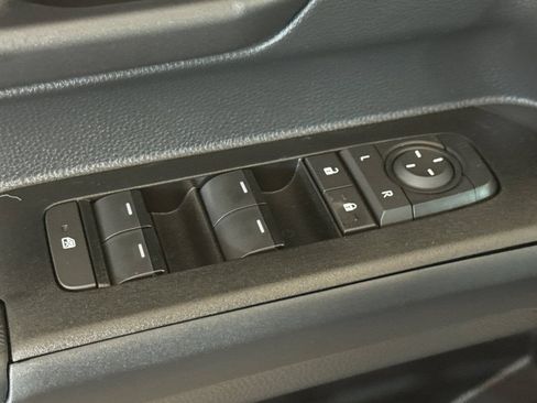 New 2026 Toyota 4Runner SR5 AWD/4WD image 12
