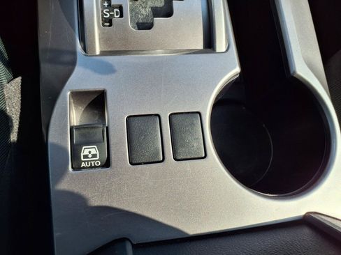 Used 2024 Toyota 4Runner SR5 RWD image 9