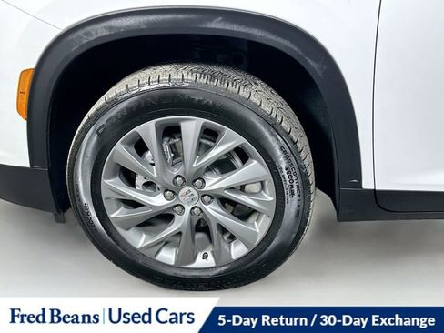 Used 2025 Buick Enclave Preferred image 34