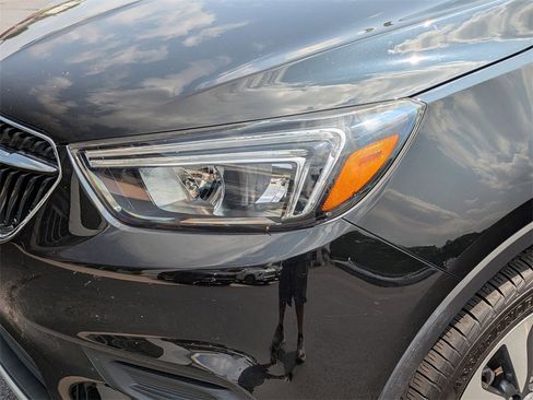 Certified 2022 Buick Encore Preferred w/ Safety Package image 7