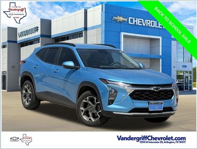Used 2025 Chevrolet Trax LT w/ Driver Confidence Package