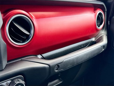 Used 2022 Jeep Gladiator Rubicon w/ LED Lighting Group image 22