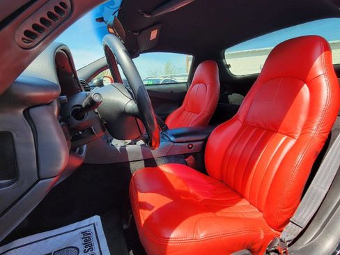 Used 1999 Chevrolet Corvette Coupe w/ Lighting Pkg RWD image 12