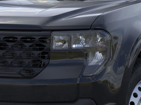 New 2026 Ford Maverick XL image 21