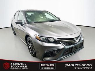 Used 2021 Toyota Camry SE video 1