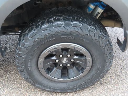 Used 2017 Ford F150 Raptor w/ Equipment Group 802A Luxury AWD/4WD image 17