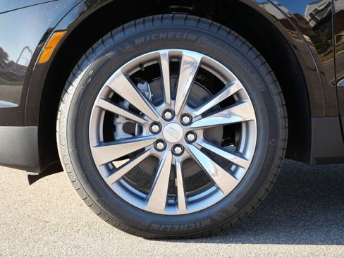 New 2025 Cadillac XT5 Premium Luxury w/ LPO, Floor Liner Package AWD/4WD image 13