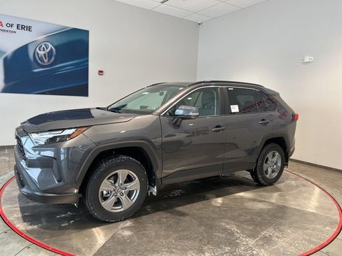 New 2025 Toyota RAV4 XLE image 3