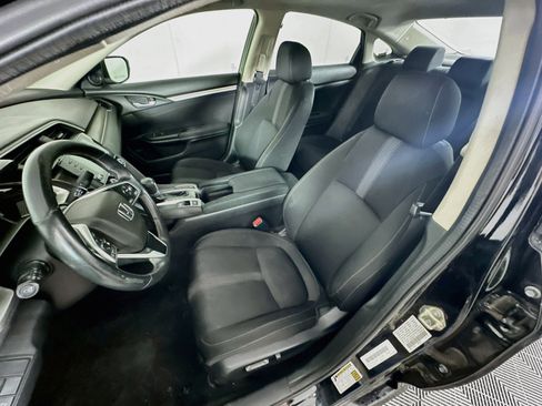 Used 2019 Honda Civic EX image 13