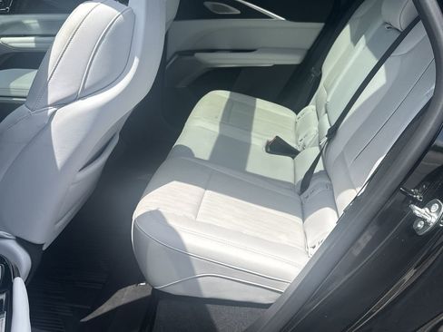 Used 2024 Cadillac Lyriq Sport RWD image 21