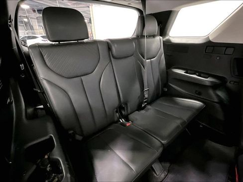 Used 2025 Hyundai Palisade SEL FWD image 34
