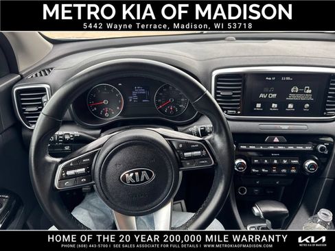 Used 2021 Kia Sportage EX AWD/4WD image 17