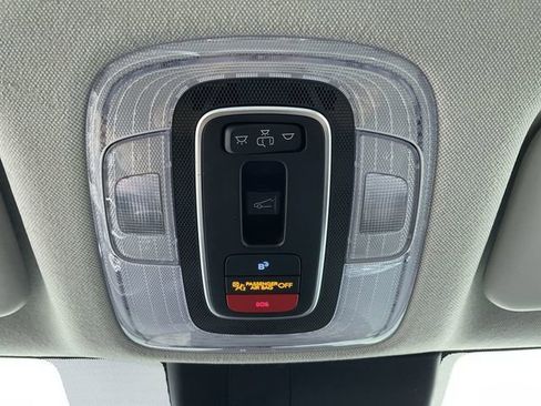 Used 2024 Hyundai Elantra Limited FWD image 25