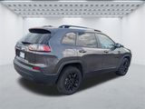 Used 2023 Jeep Cherokee Altitude Lux image 4