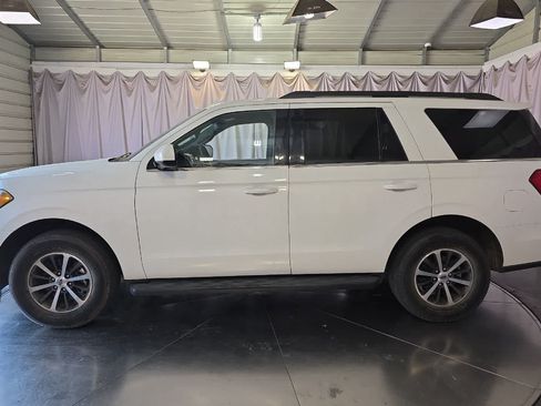 Used 2020 Ford Expedition XLT AWD/4WD image 6