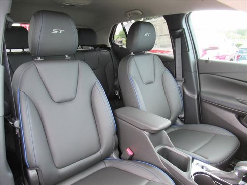 New 2026 Buick Encore GX Sport Touring w/ Comfort Package image 8