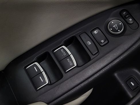 Used 2018 Honda Accord EX-L image 27