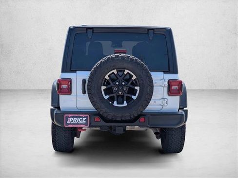 Used 2025 Jeep Wrangler Unlimited Rubicon image 7
