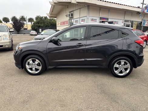 Used 2016 Honda HR-V EX image 2