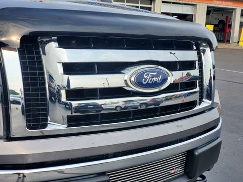 Used 2012 Ford F150 XLT w/ XLT Convenience Pkg AWD/4WD image 7