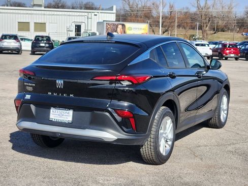 Used 2024 Buick Envista Preferred image 5