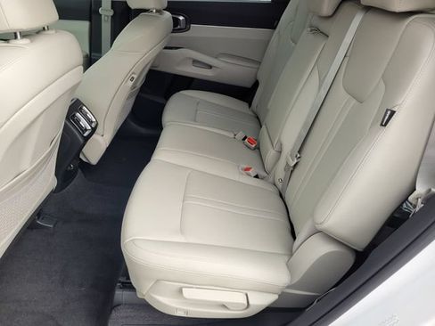 New 2026 Kia Sorento S FWD image 11