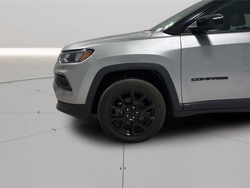Used 2022 Jeep Compass Latitude AWD/4WD image 20