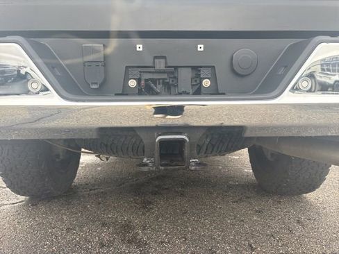 Used 2024 Chevrolet Silverado 2500 LTZ w/ LTZ Convenience Package image 26