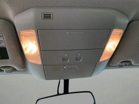 Used 2013 Toyota Sequoia Platinum AWD/4WD image 23