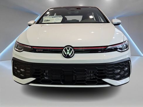 New 2026 Volkswagen GTI SE FWD image 2
