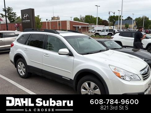 Used 2012 Subaru Outback 3.6R Limited w/ Moonroof Pkg AWD/4WD image 1